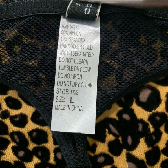 Designer Donna Loren animal floral print net & mesh thong - Picture 5 of 6